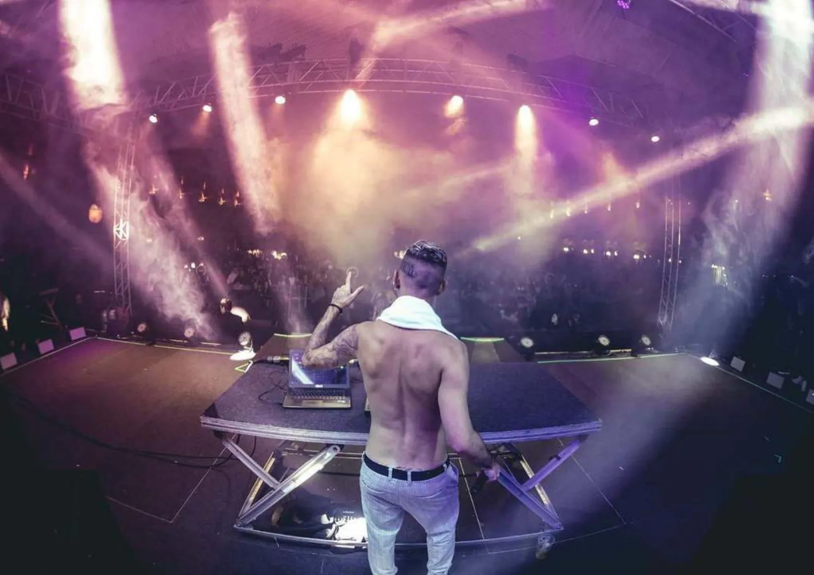 DJ Micão, prancha 8 de 27